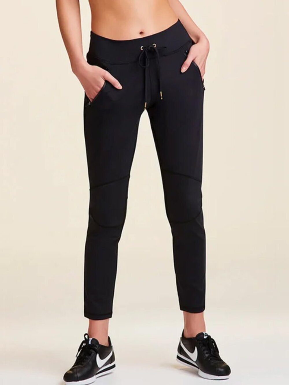 ALALA Fast Track Mesh Panel Pants in Black Size XS